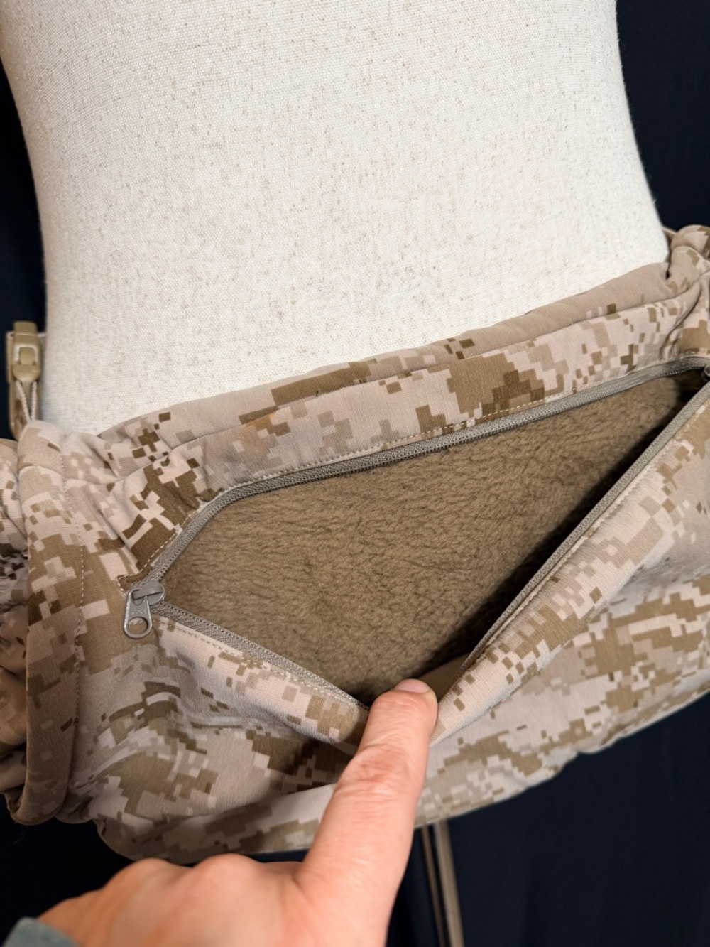 Desert Digital Camo Hand Warmer AOR1 front Pocket D-HWS-A1 NSW SWCC SEAL DEVGRU - Picture 4 of 10